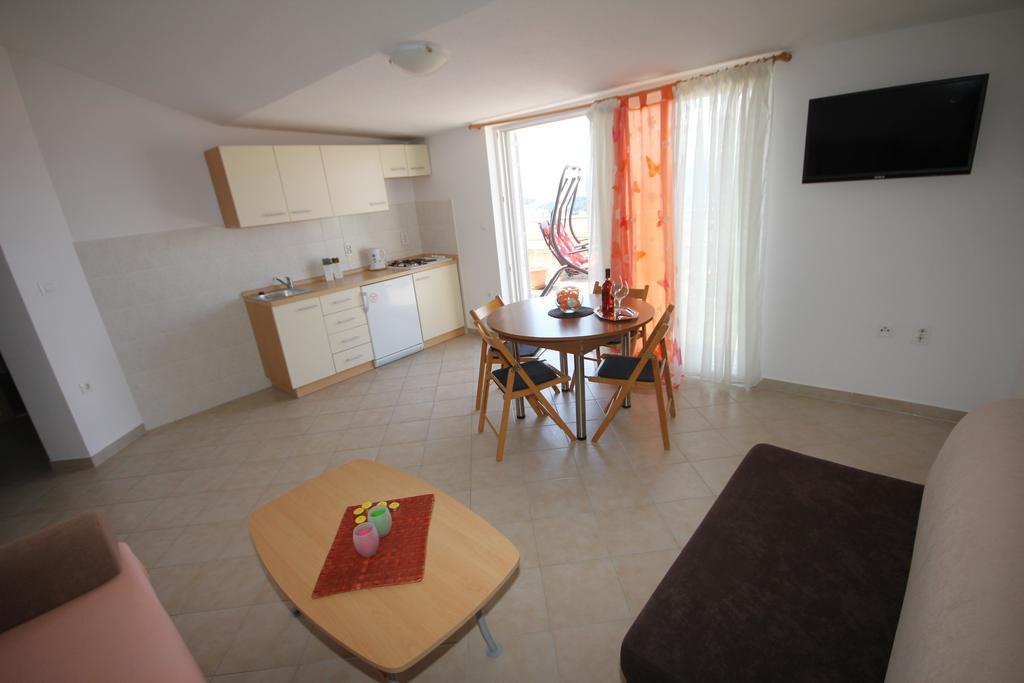 Apartments Adriatika ماكارسكا المظهر الخارجي الصورة