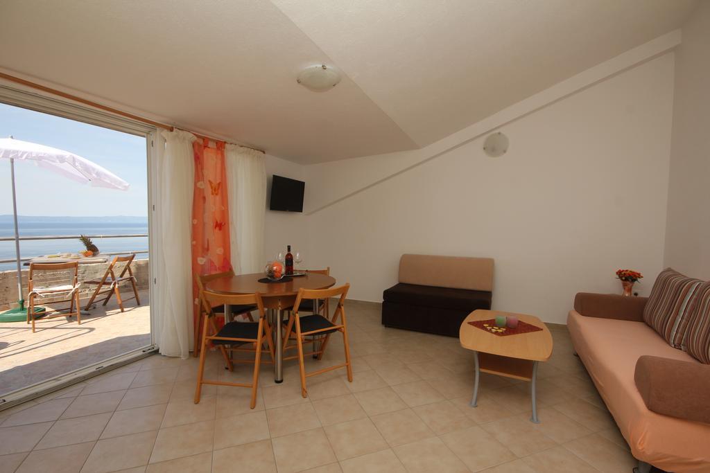 Apartments Adriatika ماكارسكا الغرفة الصورة